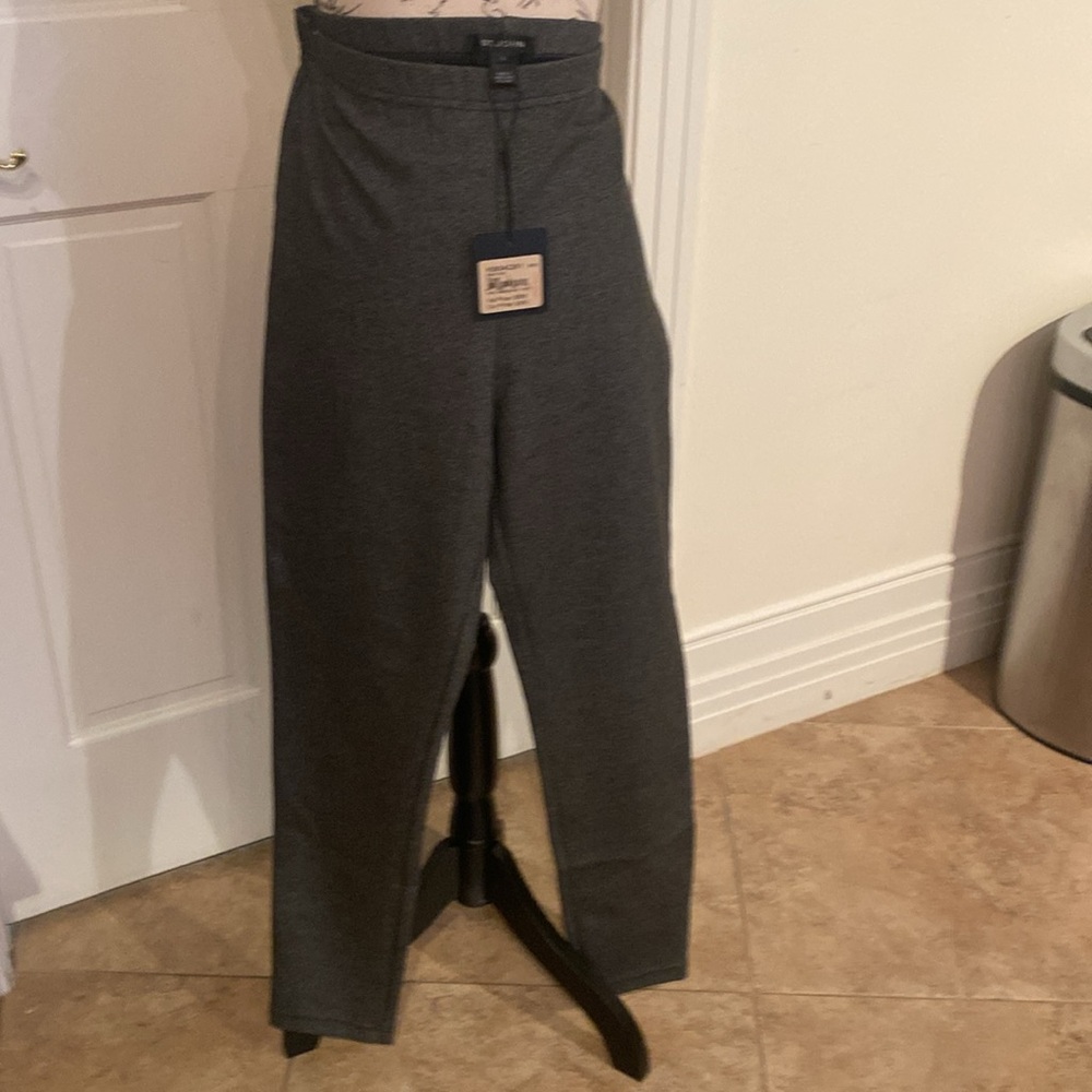 St John Women’s dress pants